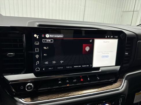 New 2026 GMC Sierra 1500 Elevation image 13