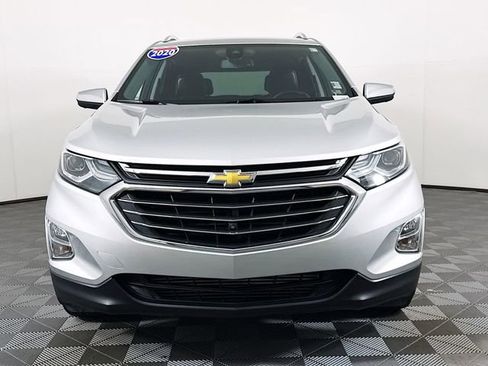 Used 2020 Chevrolet Equinox Premier image 2