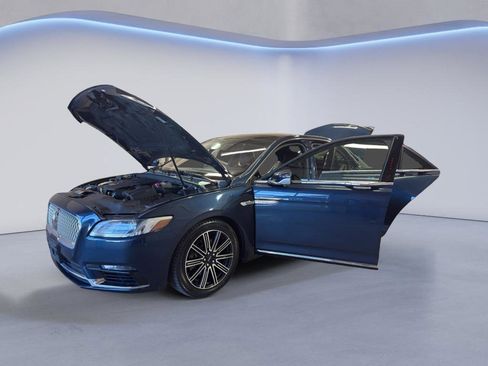 Used 2017 Lincoln Continental Reserve w/ Technology Package AWD/4WD image 9