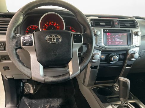 Used 2013 Toyota 4Runner SR5 w/ Premium Pkg w/3rd Row Seat AWD/4WD image 11