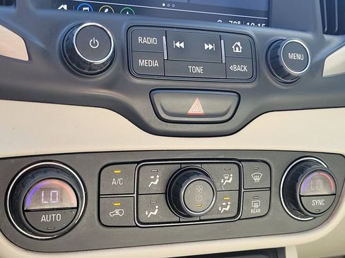 Used 2018 GMC Terrain Denali image 37