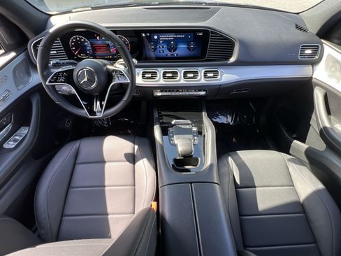 Used 2025 Mercedes-Benz GLE 350 4MATIC image 28