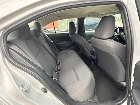 Used 2024 Toyota Corolla LE FWD image 19