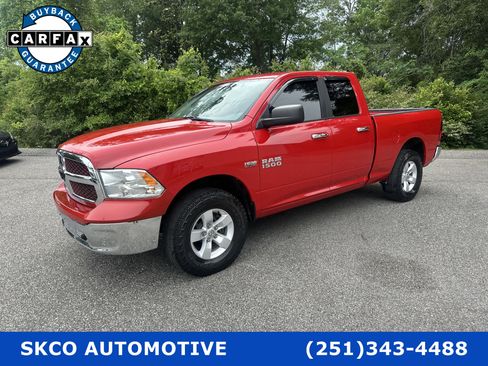 Used 2017 RAM 1500 Classic SLT image 1