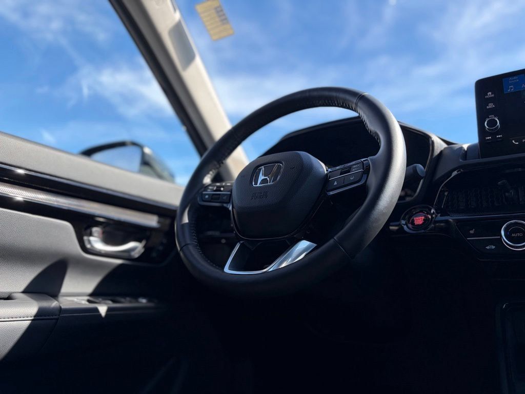Used 2024 Honda CR-V EX-L image 39