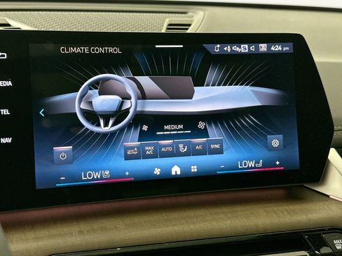 New 2026 BMW X1 xDrive28i w/ Convenience Package image 16