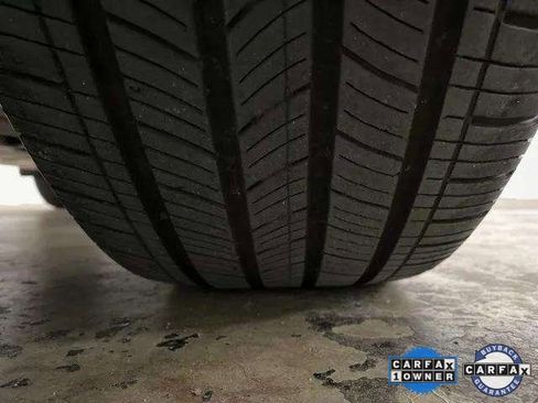 Used 2024 Toyota RAV4 XLE Premium image 98