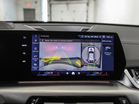 New 2026 BMW X2 xDrive28i w/ Technology Package AWD/4WD image 19