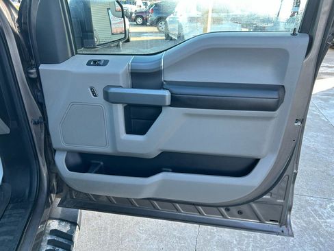 Used 2018 Ford F150 XLT w/ XTR Package image 16