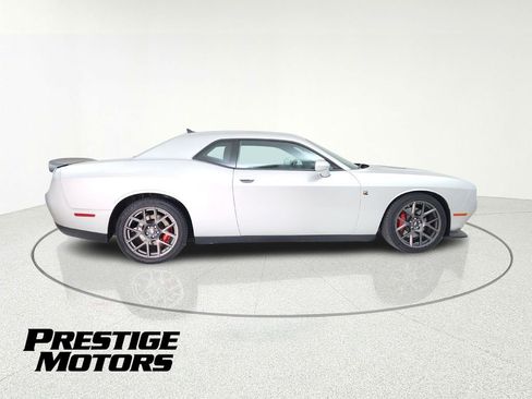 Used 2019 Dodge Challenger R/T Scat Pack w/ Shaker Package image 9
