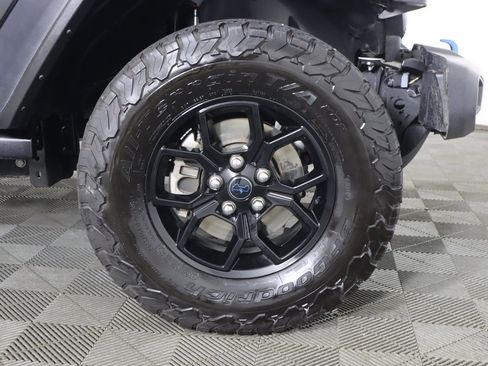 Used 2024 Jeep Wrangler Unlimited image 20