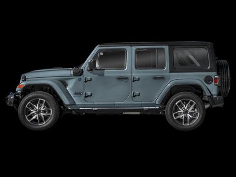 Certified 2025 Jeep Wrangler Unlimited Sahara AWD/4WD image 3