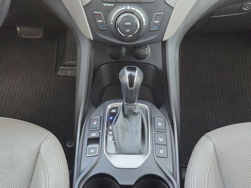 Used 2017 Hyundai Santa Fe Sport w/ 2.0T Ultimate Tech Package 05 FWD image 19