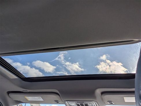 Used 2024 GMC Sierra 3500 Denali w/ Denali Reserve Package image 21