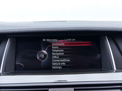 Used 2016 BMW 550i Sedan RWD image 25