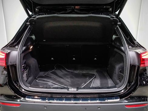 Used 2025 Mercedes-Benz GLA 250 image 26