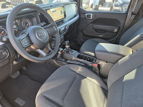 New 2026 Jeep Gladiator Sport AWD/4WD image 8