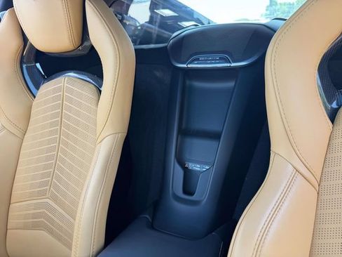 Used 2024 Chevrolet Corvette Stingray Premium Cpe w/ Battery Protection Package RWD image 19