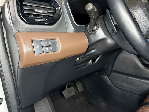 Used 2024 Honda Pilot Elite image 7