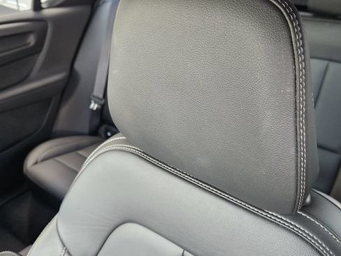 Certified 2025 Volvo XC60 B5 Core AWD/4WD image 23