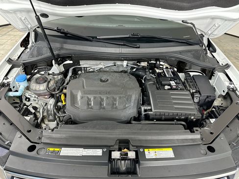 Used 2022 Volkswagen Tiguan S image 31