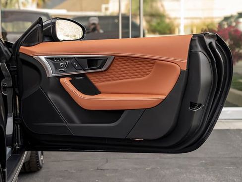 New 2024 Jaguar F-TYPE R-Dynamic image 25