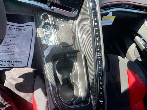 Used 2025 Chevrolet Corvette Z06 image 20