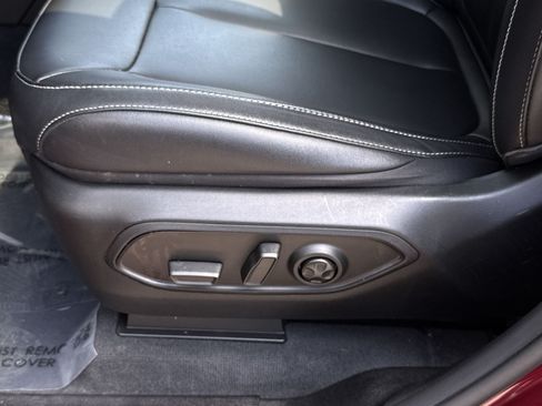 Used 2023 Jeep Grand Cherokee Limited AWD/4WD image 14