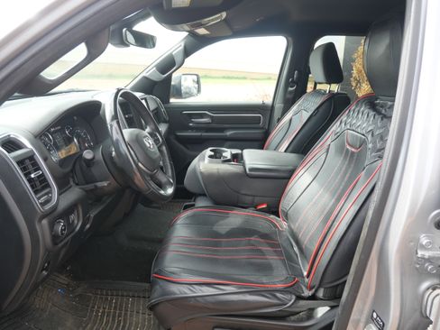 Used 2024 RAM 1500 Lone Star image 9