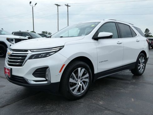 Certified 2024 Chevrolet Equinox Premier AWD/4WD image 9