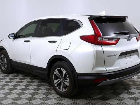 Used 2018 Honda CR-V LX image 9