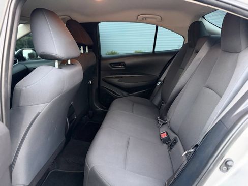 Used 2022 Toyota Corolla LE FWD image 16