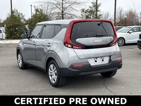 Certified 2022 Kia Soul LX image 4