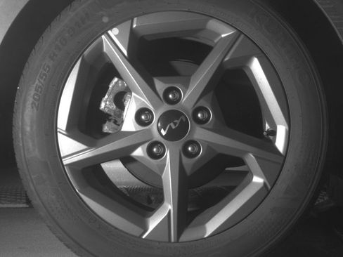 Used 2025 Kia K4 LXS image 15