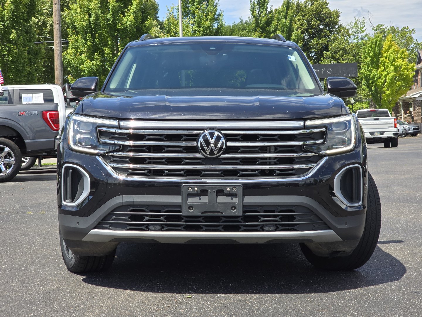 Used 2024 Volkswagen Atlas SE AWD/4WD image 19