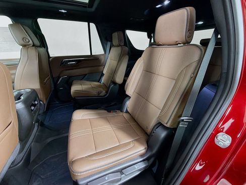 New 2026 Chevrolet Tahoe High Country w/ Sun And Tow Package AWD/4WD image 19