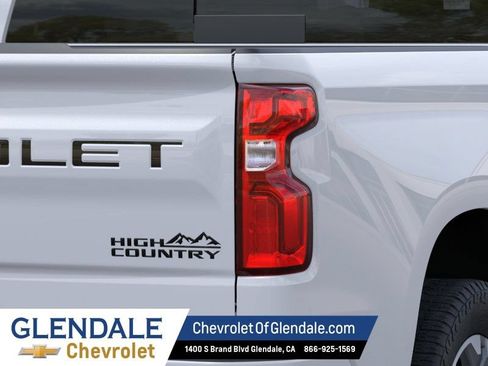 New 2026 Chevrolet Silverado 1500 High Country w/ Technology Package AWD/4WD image 11