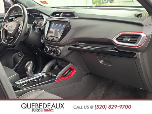 Used 2021 Chevrolet TrailBlazer RS w/ Sun and Liftgate Package FWD image 32