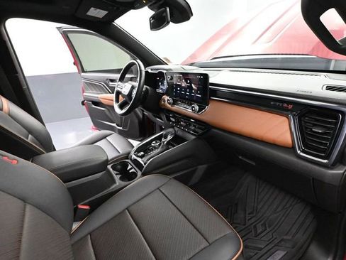 Used 2024 GMC Canyon AT4 w/ AT4 Premium Package image 52