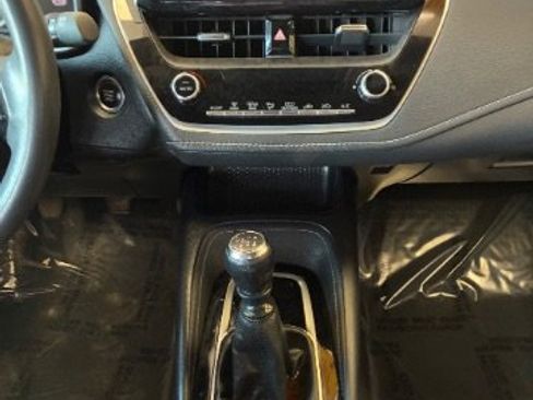 Used 2020 Toyota Corolla SE image 9