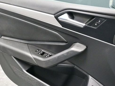 Used 2020 Volkswagen Jetta S image 19