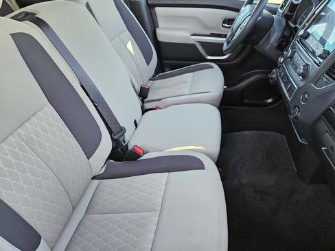 Used 2022 Nissan Titan SV w/ Accessory Utility Package image 13
