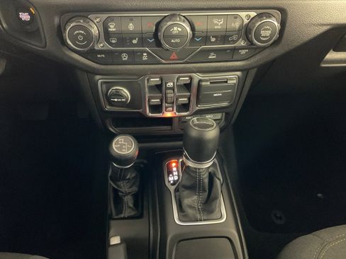 New 2026 Jeep Gladiator Sport image 13