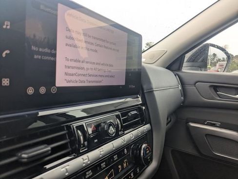 New 2026 Nissan Pathfinder SL w/ SL Premium Package image 23