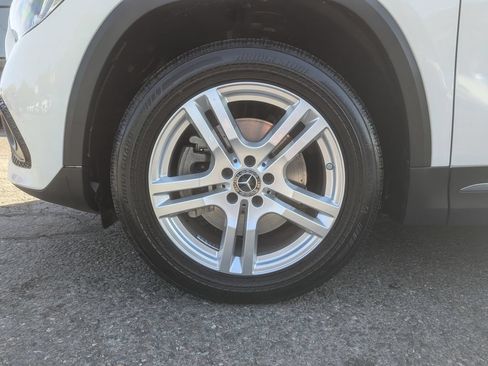 Used 2021 Mercedes-Benz GLA 250 4MATIC image 49