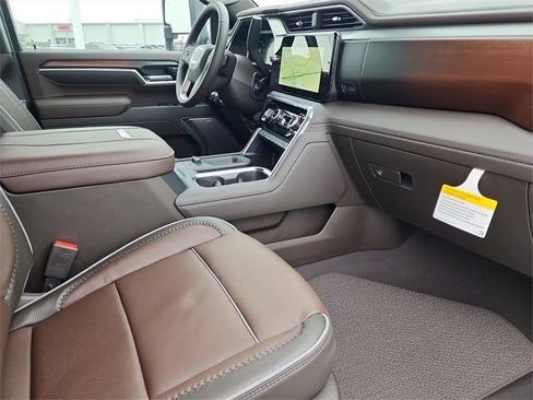 New 2026 GMC Sierra 3500 Denali w/ Denali Reserve Package image 20