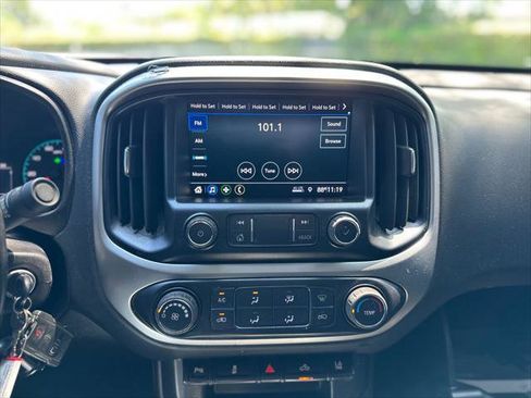 Used 2022 Chevrolet Colorado LT w/ Fleet Safety Package RWD image 10