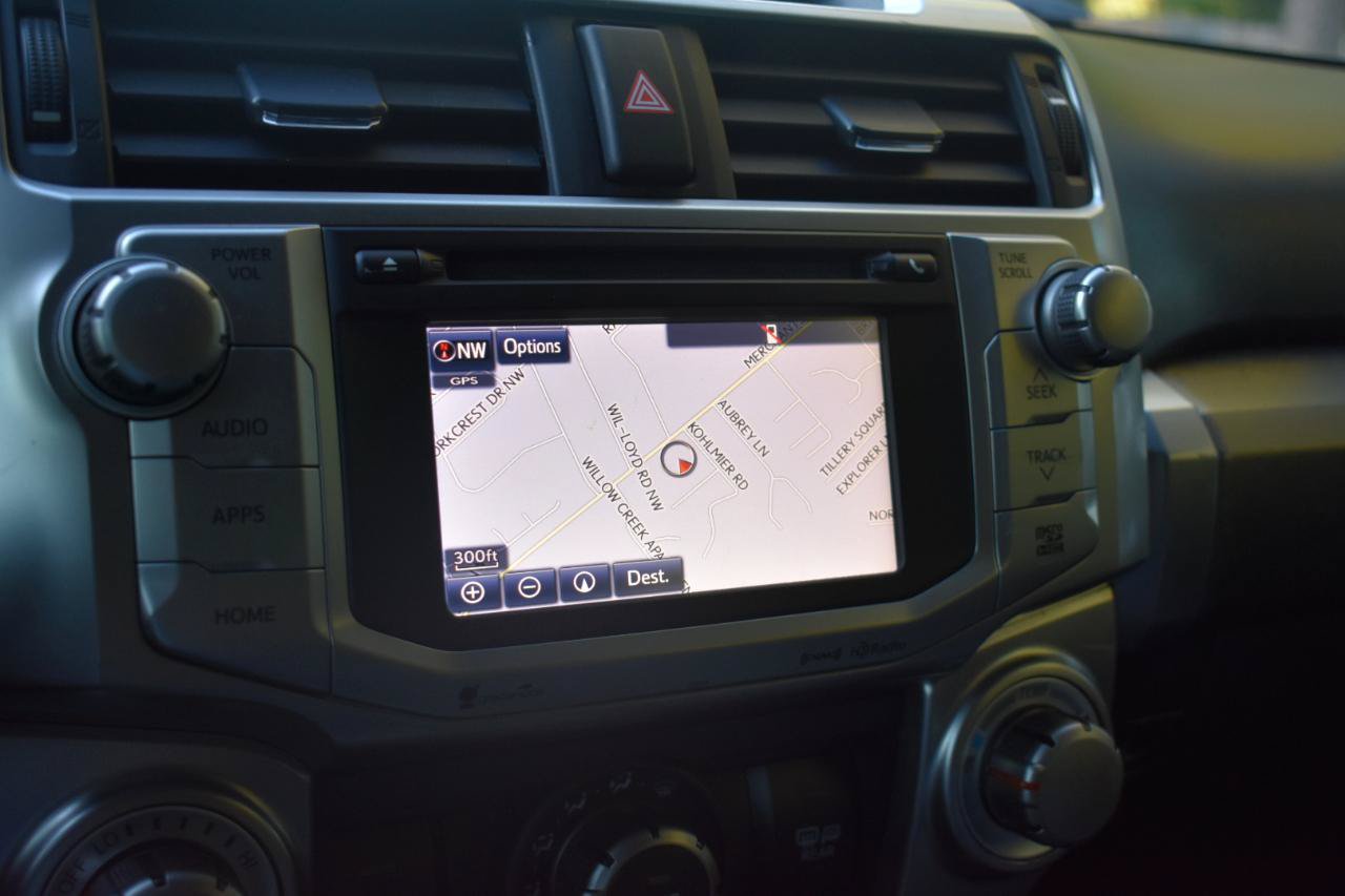 Used 2016 Toyota 4Runner SR5 Premium AWD/4WD image 34