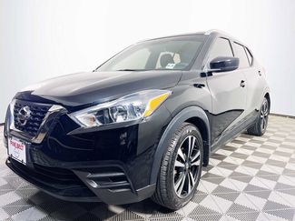 Used 2020 Nissan Kicks SV image 1