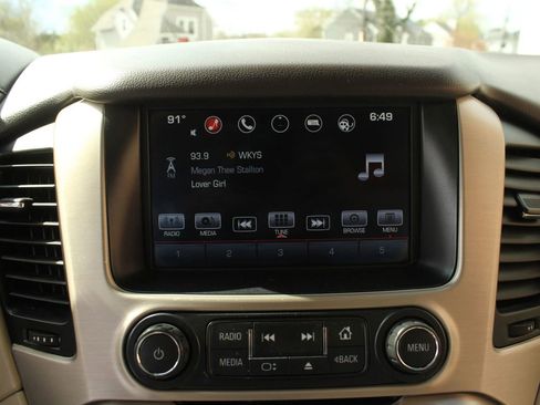 Used 2016 GMC Yukon Denali w/ Open Road Package image 32
